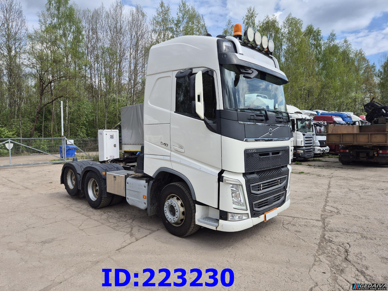 VOLVO FH13 540HP 6x2 (10 tyre) - יחידת טרקטור: תמונה 3 VOLVO FH13 540HP 6x2 (10 tyre) - יחידת טרקטור: תמונה 3