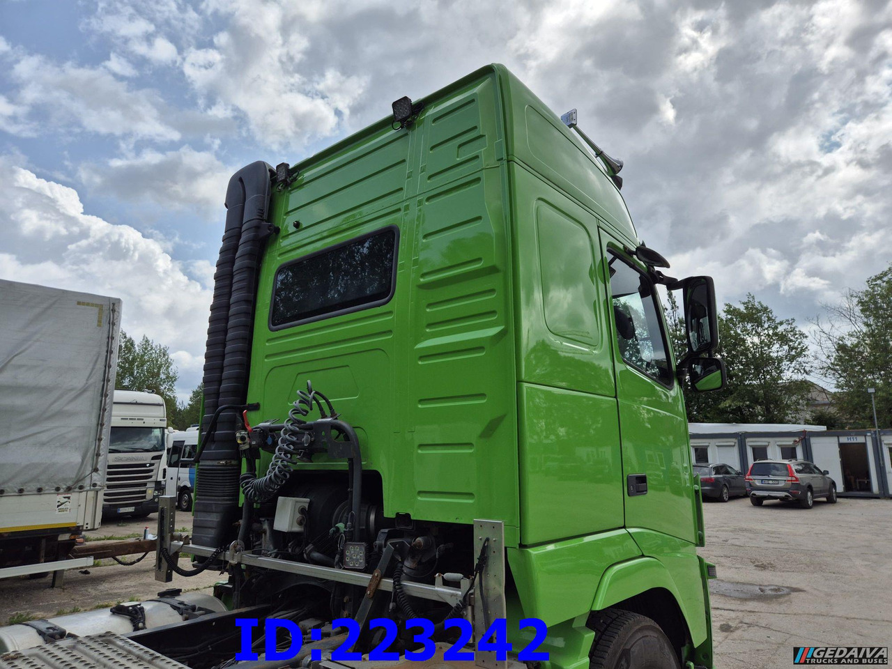 VOLVO FH13 6x2 - 538t km ONLY - Manual Hydraulics Euro5 - יחידת טרקטור: תמונה 5 VOLVO FH13 6x2 - 538t km ONLY - Manual Hydraulics Euro5 - יחידת טרקטור: תמונה 5