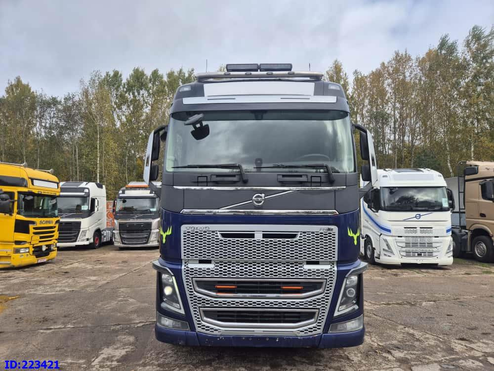 VOLVO FH16 750HP 8x4 +  KESLA CRANE - משאית עץ: תמונה 2 VOLVO FH16 750HP 8x4 +  KESLA CRANE - משאית עץ: תמונה 2