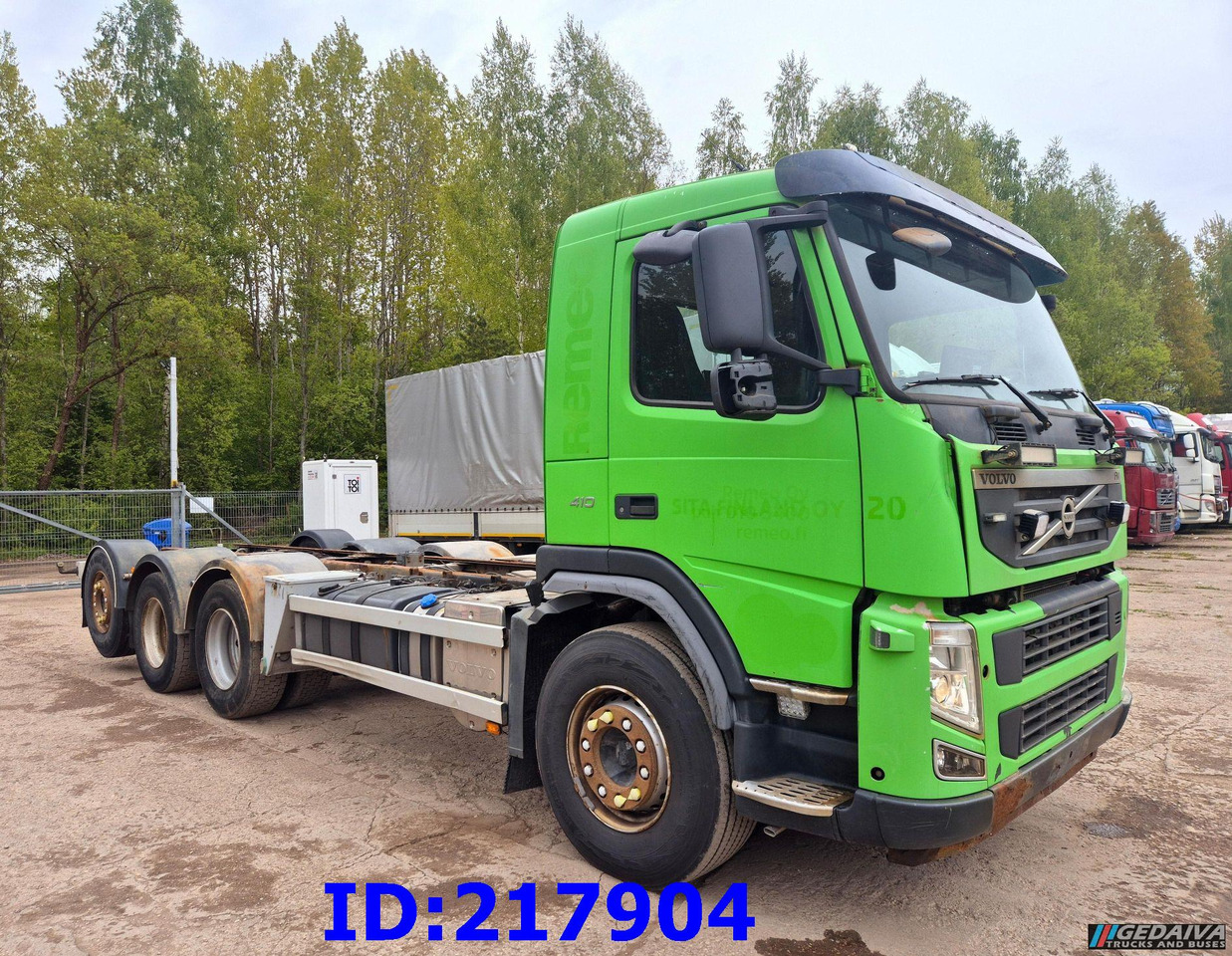 VOLVO FM 410HP 8x4 (Steering axle) - משאית עם שלדת תא: תמונה 4 VOLVO FM 410HP 8x4 (Steering axle) - משאית עם שלדת תא: תמונה 4