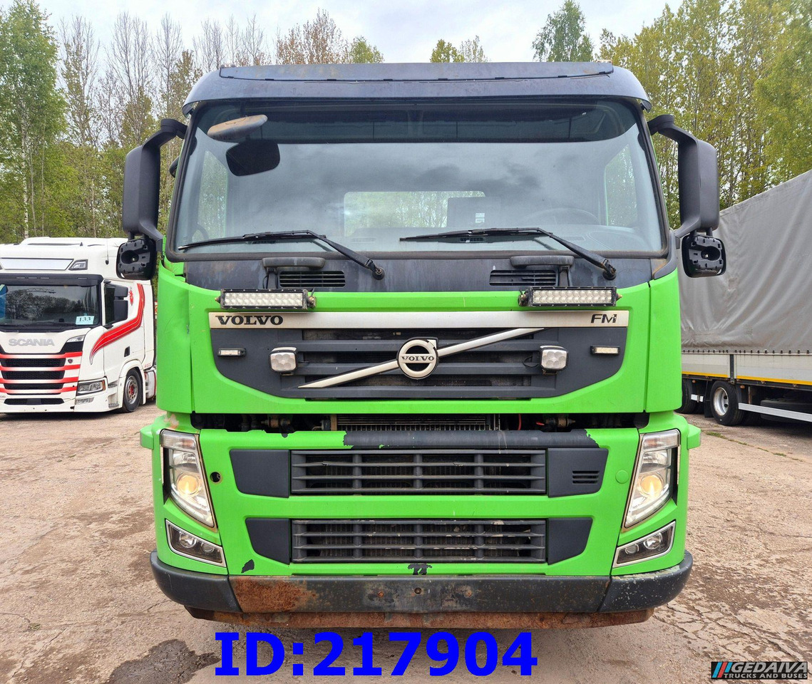 VOLVO FM 410HP 8x4 (Steering axle) - משאית עם שלדת תא: תמונה 2 VOLVO FM 410HP 8x4 (Steering axle) - משאית עם שלדת תא: תמונה 2