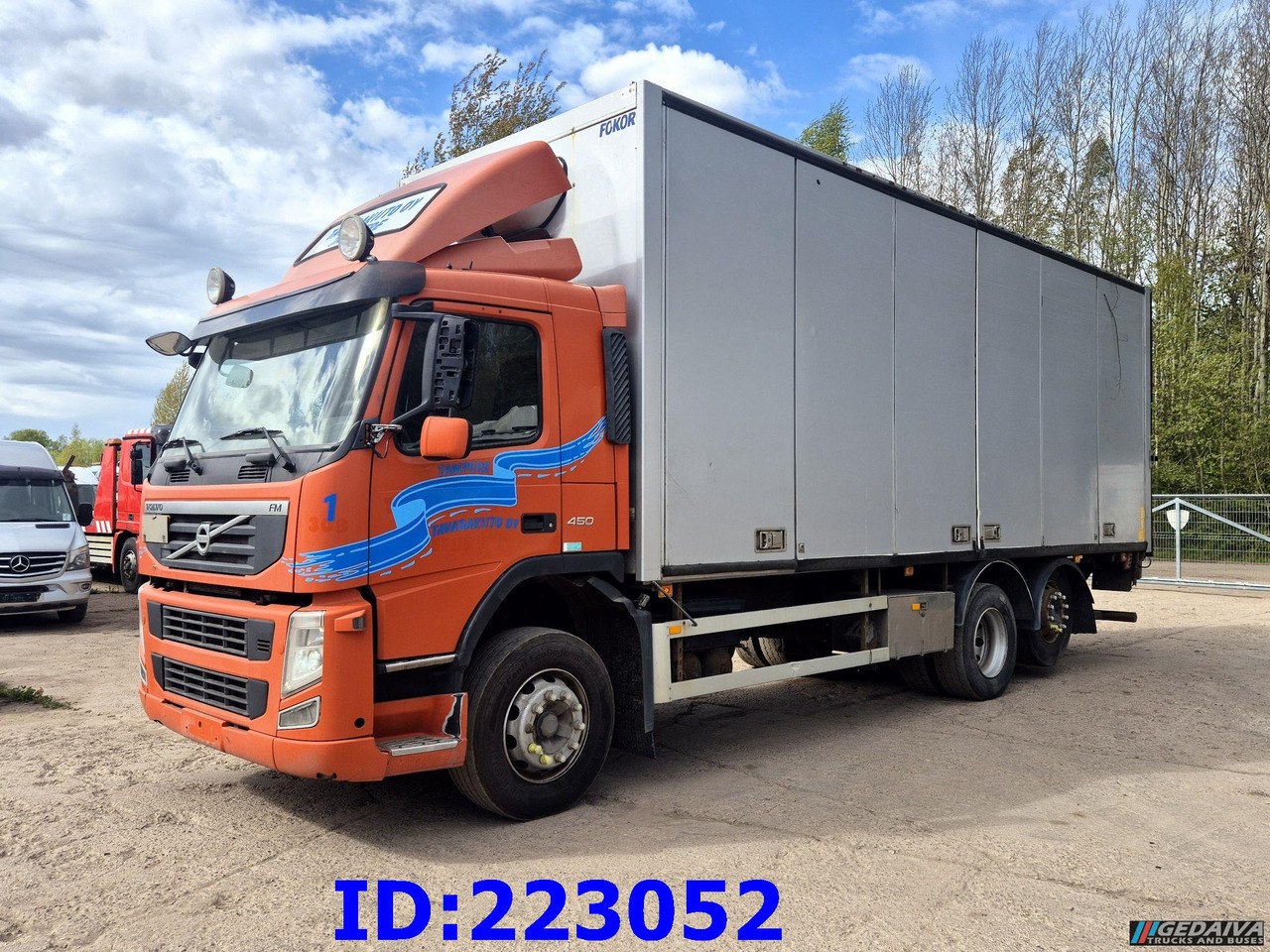 VOLVO FM11 450HP 6x2 Euro5 - משאית תיבה: תמונה 1 VOLVO FM11 450HP 6x2 Euro5 - משאית תיבה: תמונה 1