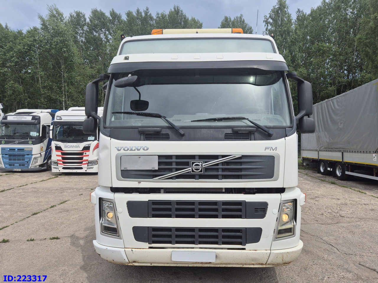 VOLVO FM13 480HP 8x4 (Big axle) - מזהיר: תמונה 2 VOLVO FM13 480HP 8x4 (Big axle) - מזהיר: תמונה 2