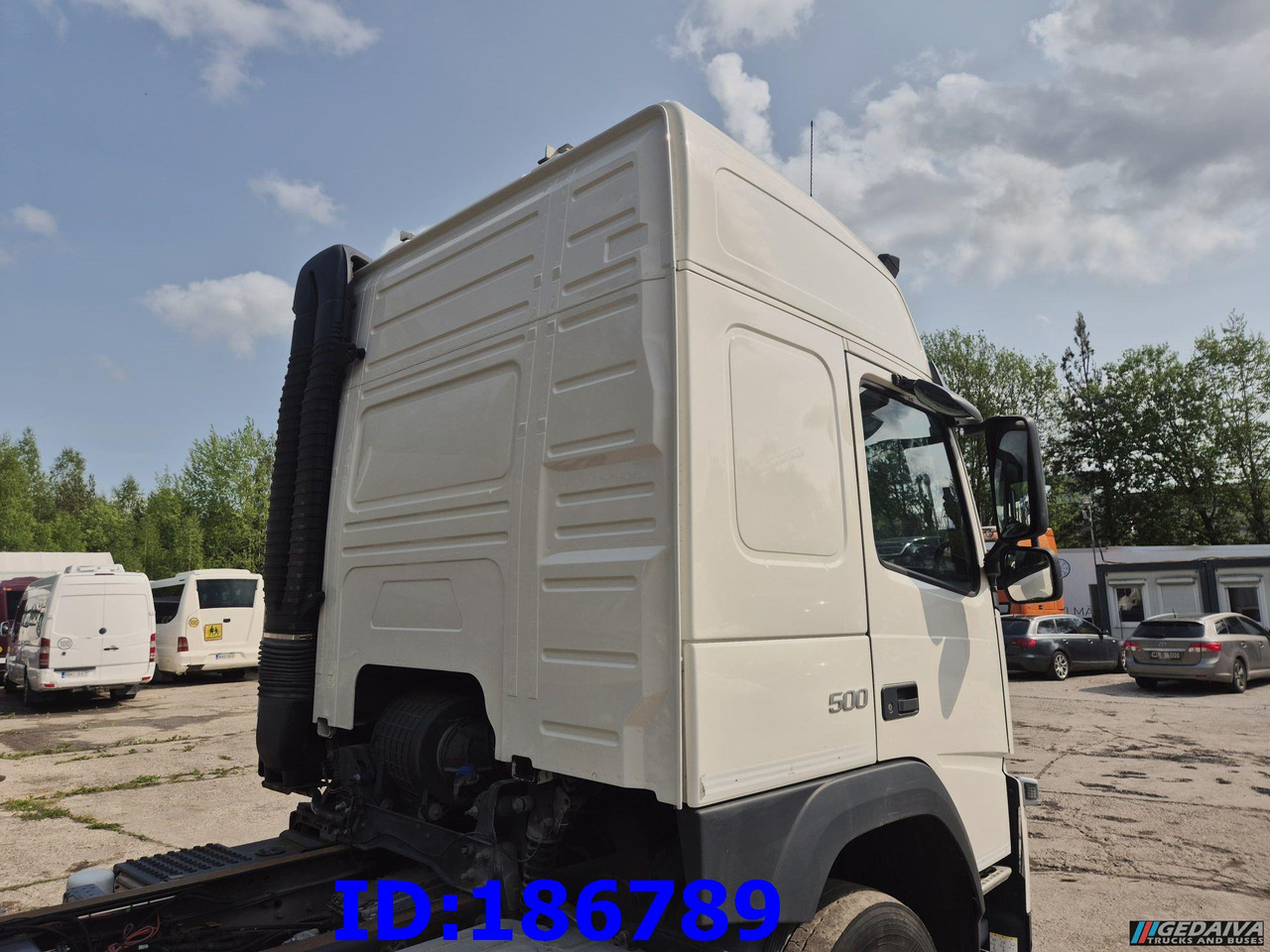 VOLVO FM13 500HP 6x2 - משאית עם שלדת תא: תמונה 4 VOLVO FM13 500HP 6x2 - משאית עם שלדת תא: תמונה 4