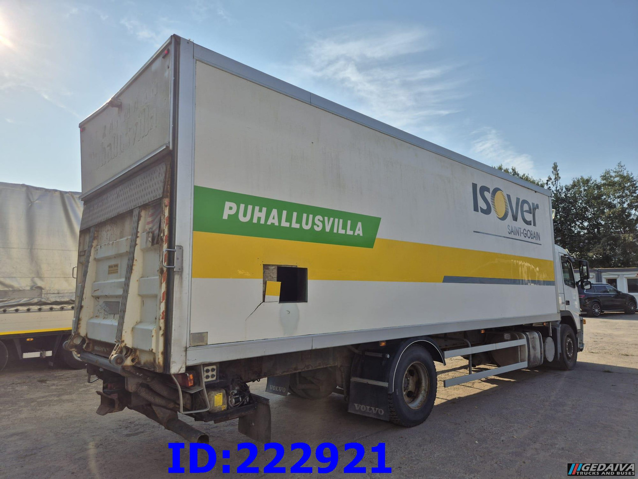 VOLVO FM9 260HP - משאית תיבה: תמונה 4 VOLVO FM9 260HP - משאית תיבה: תמונה 4