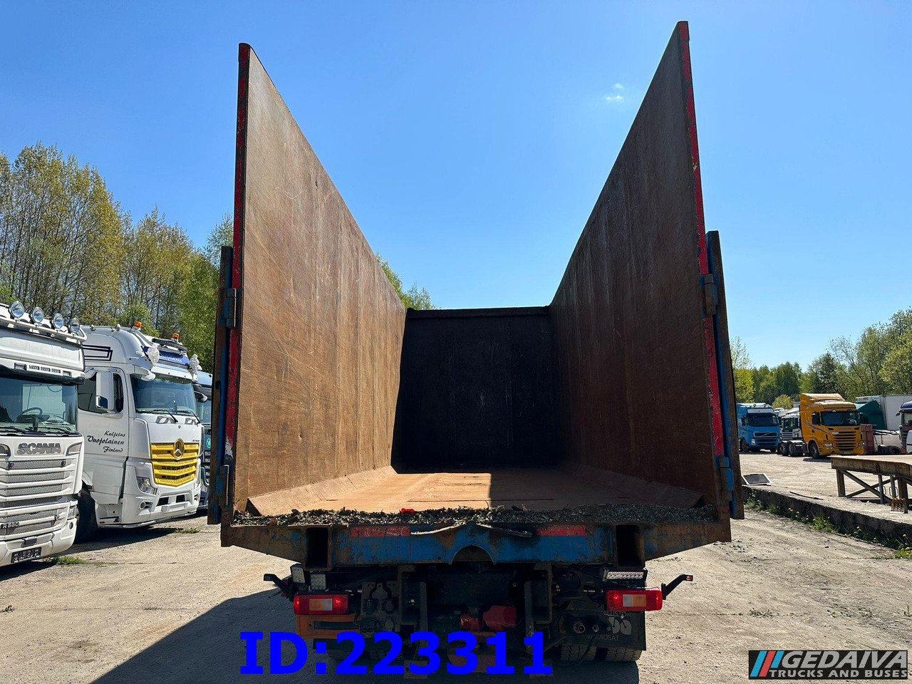 Dumper - גוף מזהיר: תמונה 3 Dumper - גוף מזהיר: תמונה 3