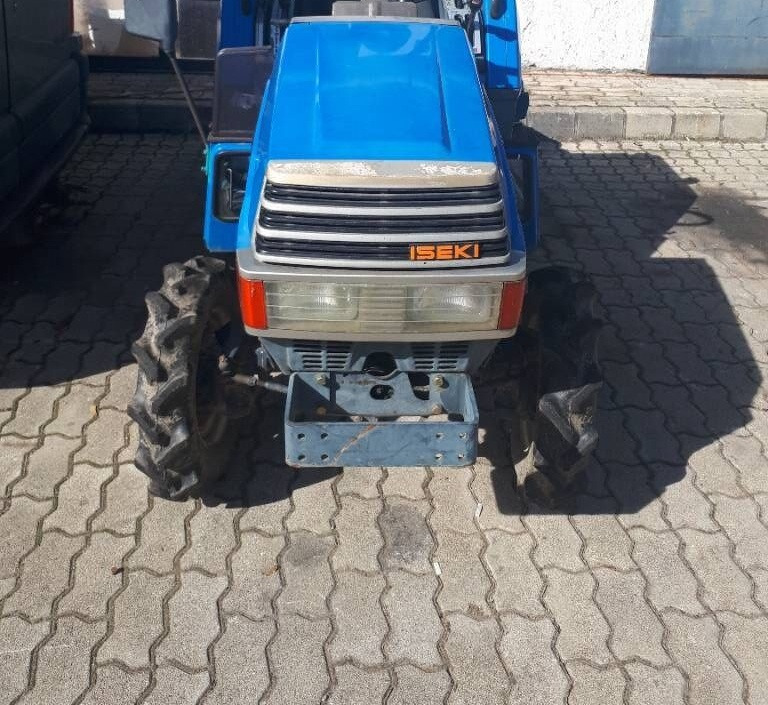 Iseki Landhope 147 - טרקטור חקלאי: תמונה 1 Iseki Landhope 147 - טרקטור חקלאי: תמונה 1