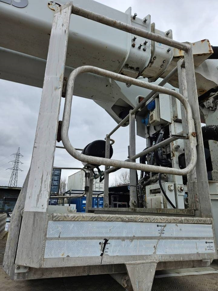 פלטפורמה אווירית מותקנת על משאית CTE CTE B LIFT 390 HR: תמונה 6