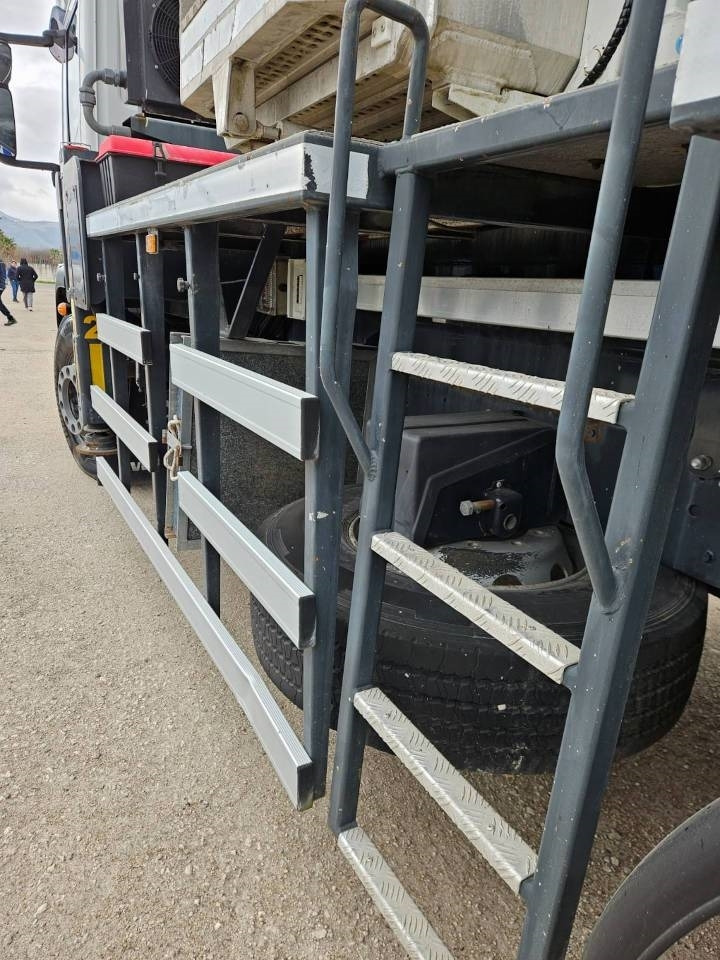 פלטפורמה אווירית מותקנת על משאית CTE CTE B LIFT 390 HR: תמונה 22