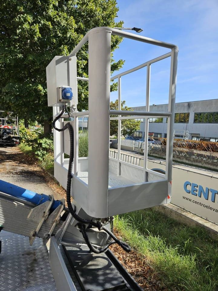 Multitel ALU 145 - פלטפורמה אווירית מותקנת על משאית: תמונה 4 Multitel ALU 145 - פלטפורמה אווירית מותקנת על משאית: תמונה 4