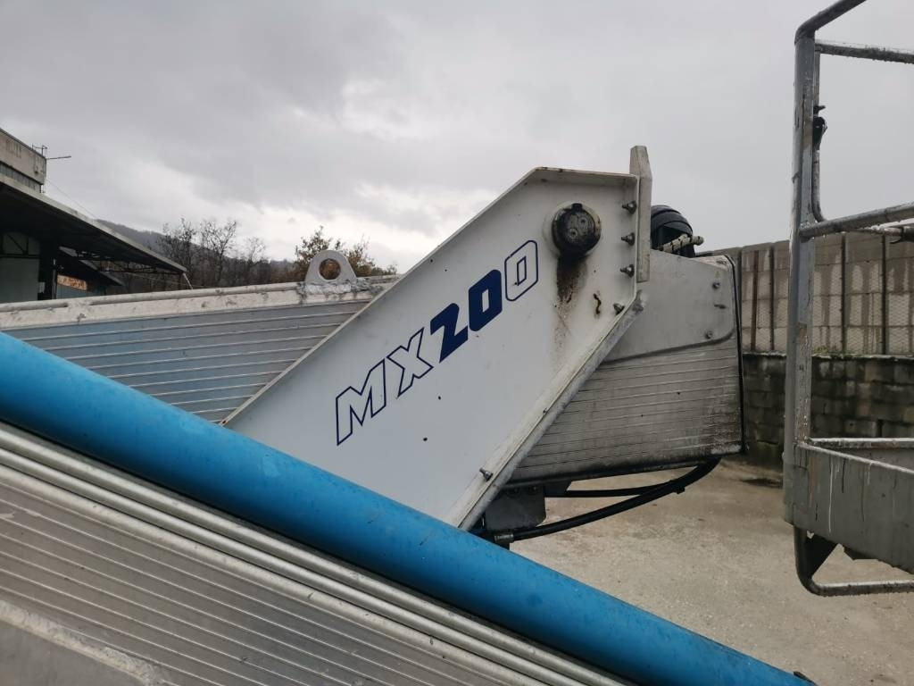 Multitel MX 200 - פלטפורמה אווירית מותקנת על משאית: תמונה 2 Multitel MX 200 - פלטפורמה אווירית מותקנת על משאית: תמונה 2