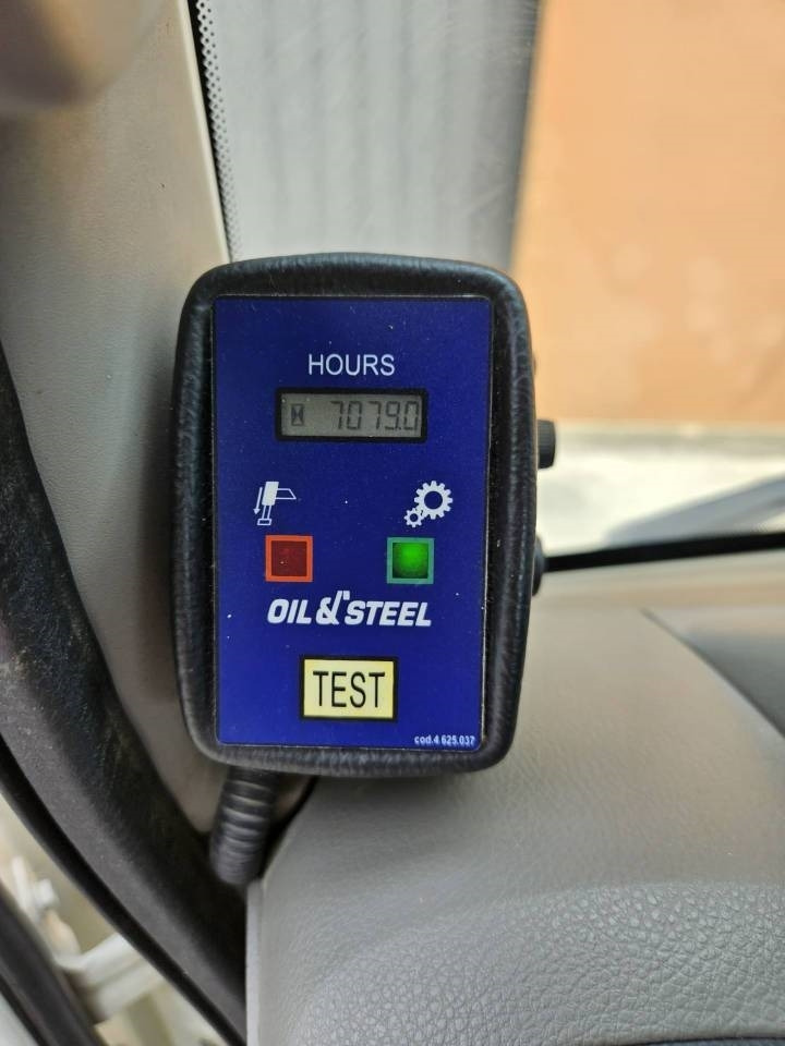 Oil & Steel Snake 21.12  - פלטפורמה אווירית מותקנת על משאית: תמונה 3 Oil & Steel Snake 21.12  - פלטפורמה אווירית מותקנת על משאית: תמונה 3