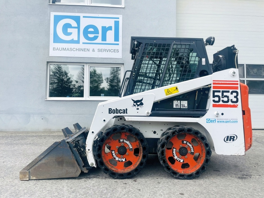 מעמיס היגוי החלקה Bobcat 553 (3998): תמונה 10