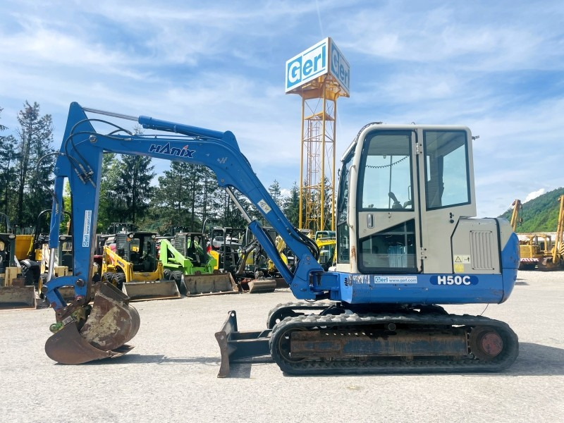 Hanix H50C (3779) - מיני מחפר: תמונה 1 Hanix H50C (3779) - מיני מחפר: תמונה 1