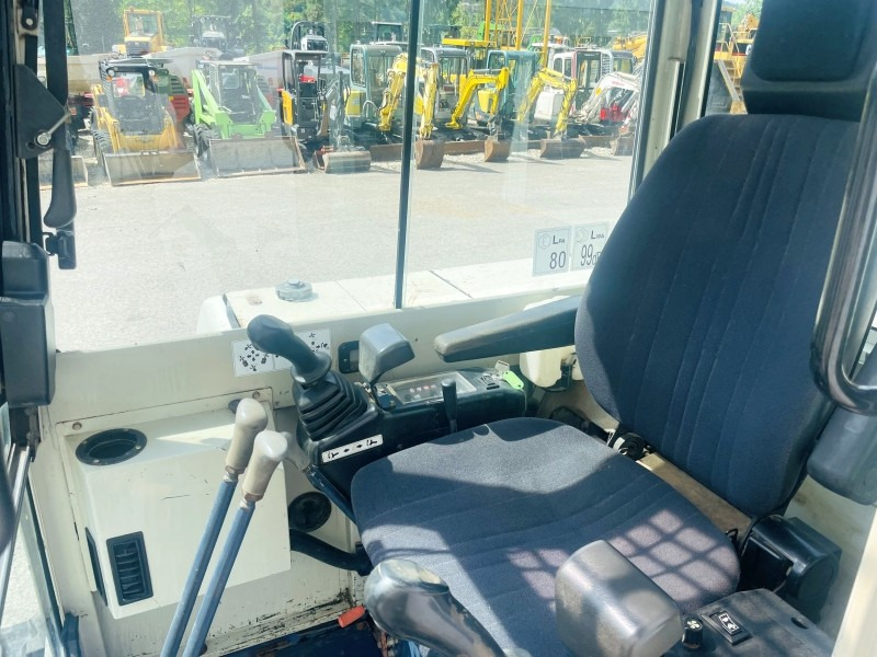 מיני מחפר Hanix H50C (3779): תמונה 6