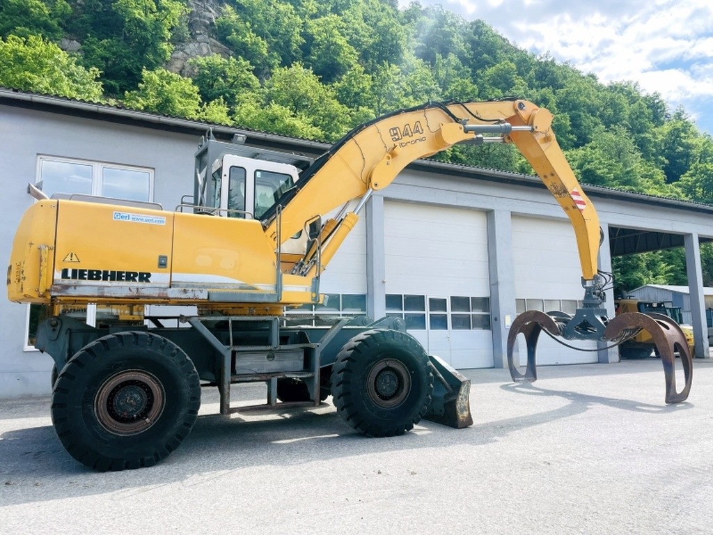 Liebherr A944B HD (3995) - מטפל בפסולת/ תעשייתי: תמונה 2 Liebherr A944B HD (3995) - מטפל בפסולת/ תעשייתי: תמונה 2