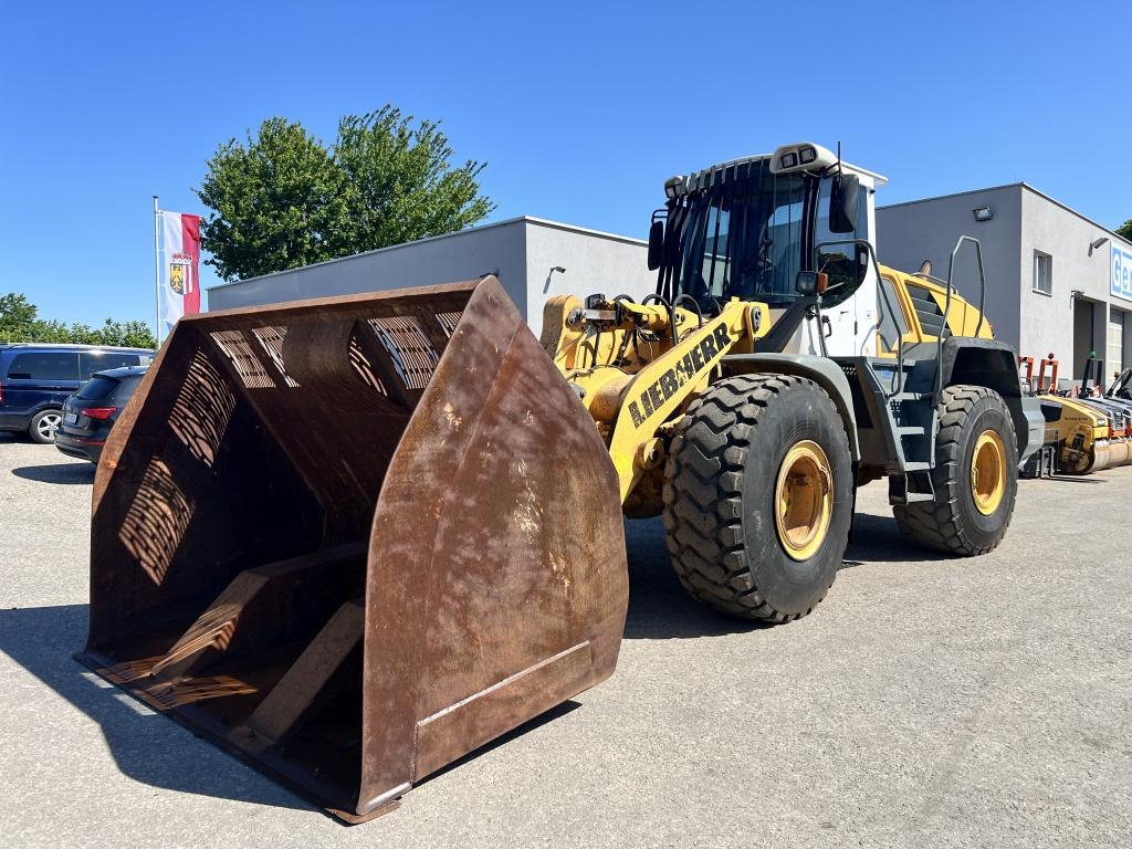 Liebherr L 556 (111583) - מעמיס גלגלים: תמונה 3 Liebherr L 556 (111583) - מעמיס גלגלים: תמונה 3