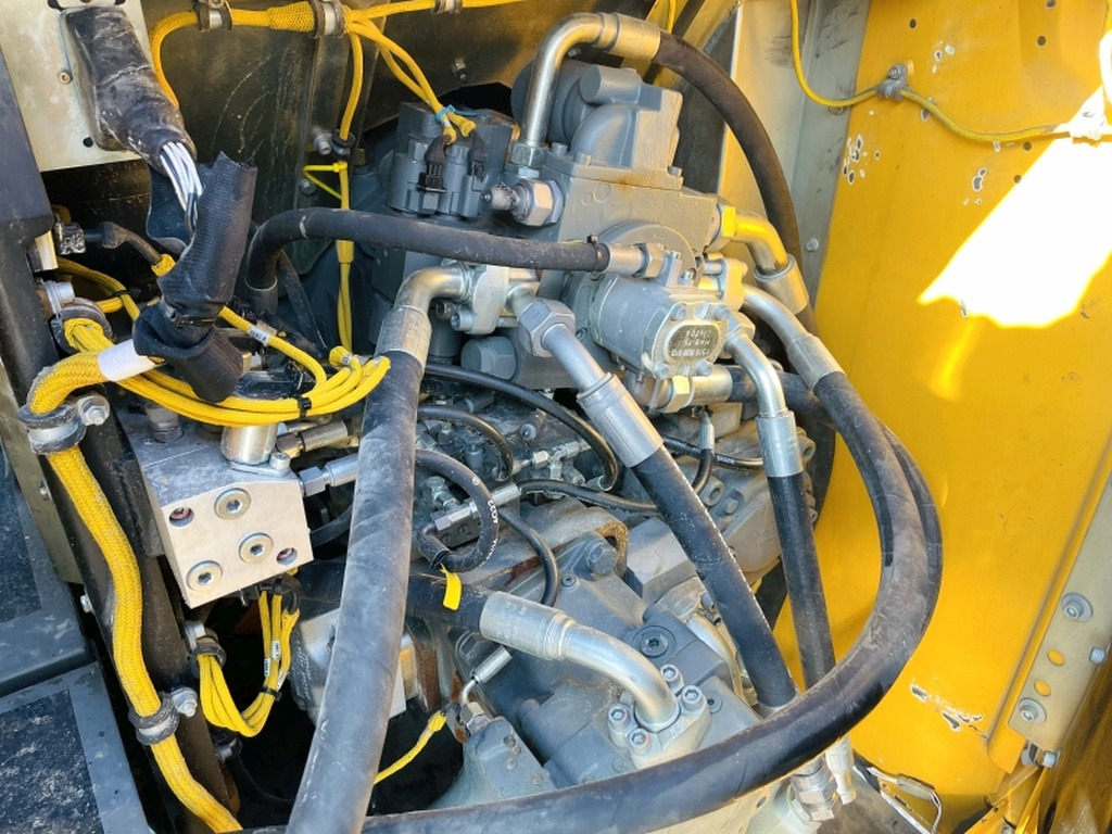 מחפר סורק Liebherr R976 HD (3946): תמונה 6