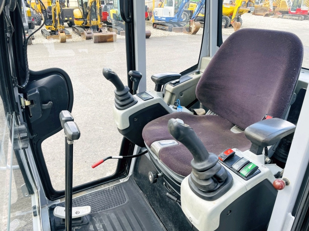 Neuson ET18 VDS (3950) - מיני מחפר: תמונה 5 Neuson ET18 VDS (3950) - מיני מחפר: תמונה 5