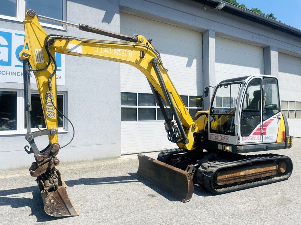 Neuson G8002 RDV (4015) - מיני מחפר: תמונה 4 Neuson G8002 RDV (4015) - מיני מחפר: תמונה 4