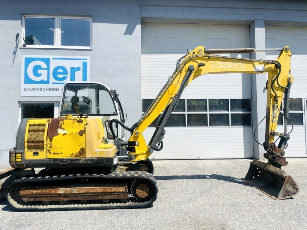 Neuson G8002 RDV (4015) - מיני מחפר: תמונה 2 Neuson G8002 RDV (4015) - מיני מחפר: תמונה 2