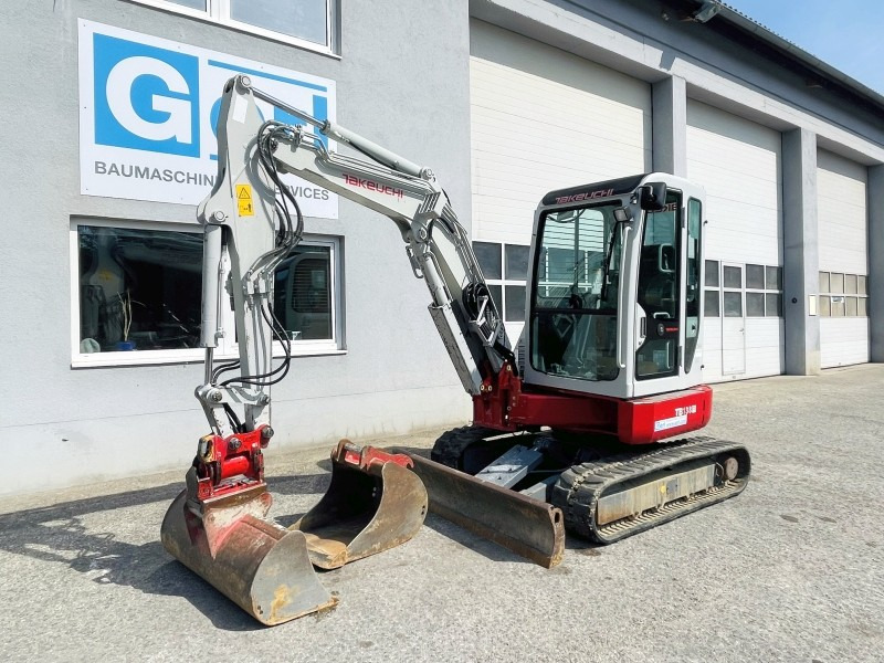 Takeuchi TB138FR (3775) - מיני מחפר: תמונה 4 Takeuchi TB138FR (3775) - מיני מחפר: תמונה 4
