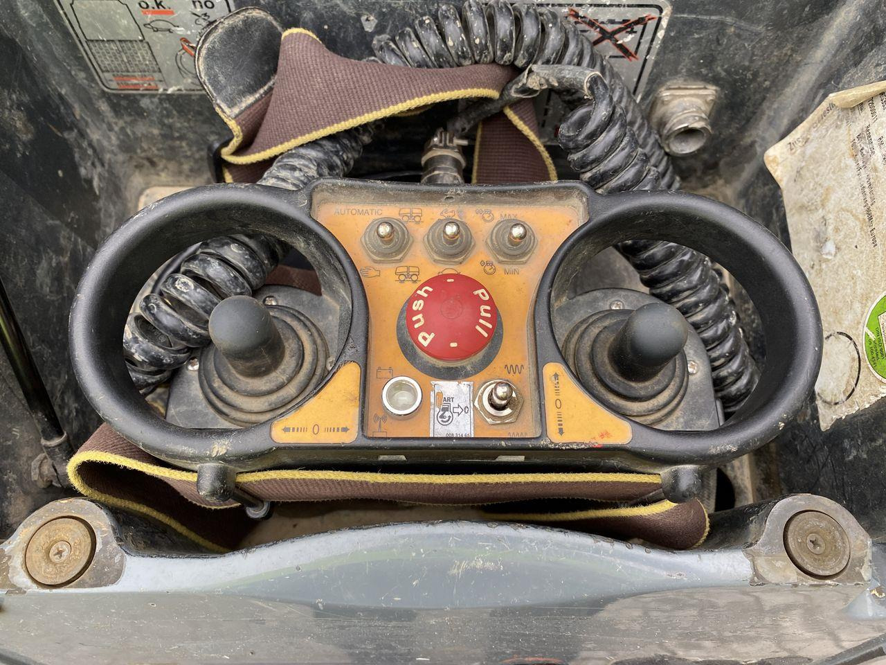 Bomag BMP 8500 - מדחס: תמונה 3 Bomag BMP 8500 - מדחס: תמונה 3