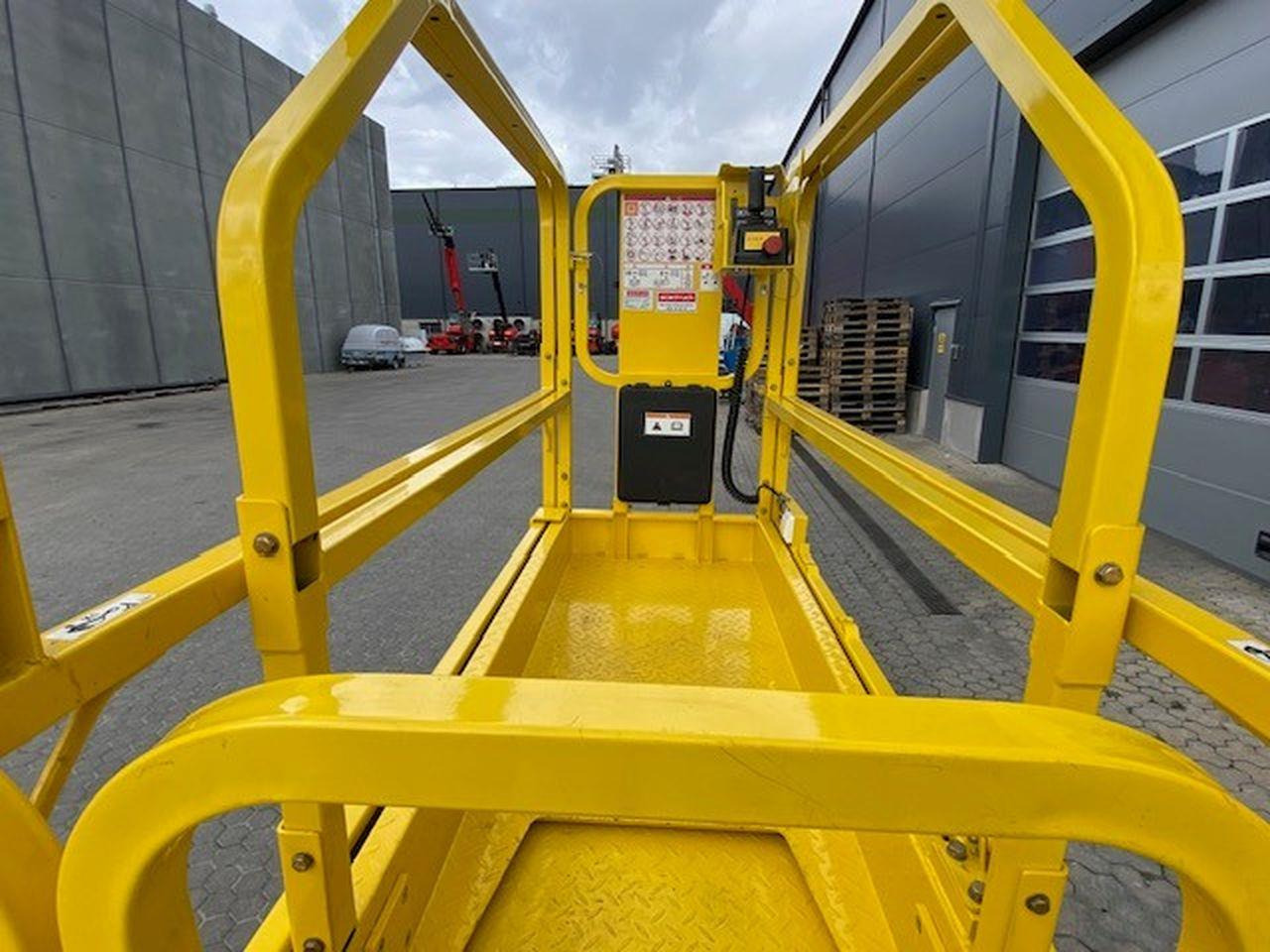 GMG 1930-i - מעלית מספריים: תמונה 5 GMG 1930-i - מעלית מספריים: תמונה 5