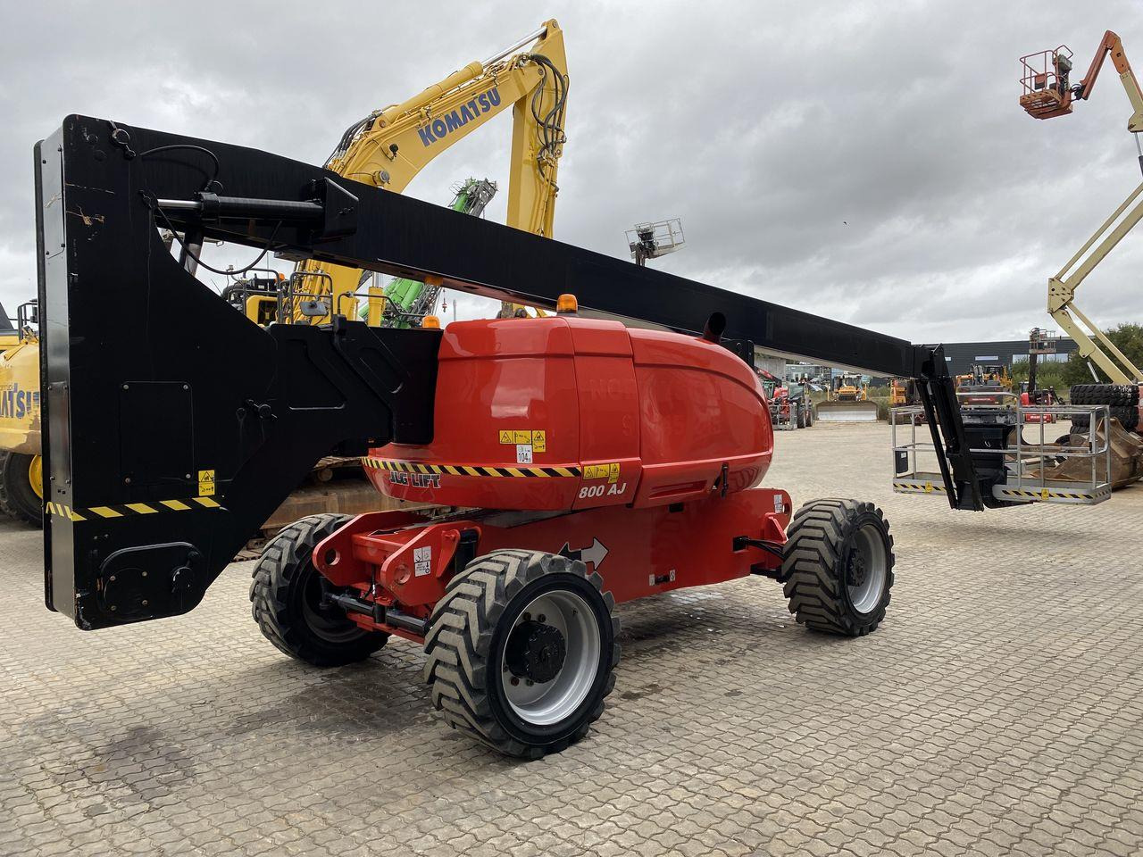 JLG 800AJ - זרוע מרפקי: תמונה 4 JLG 800AJ - זרוע מרפקי: תמונה 4