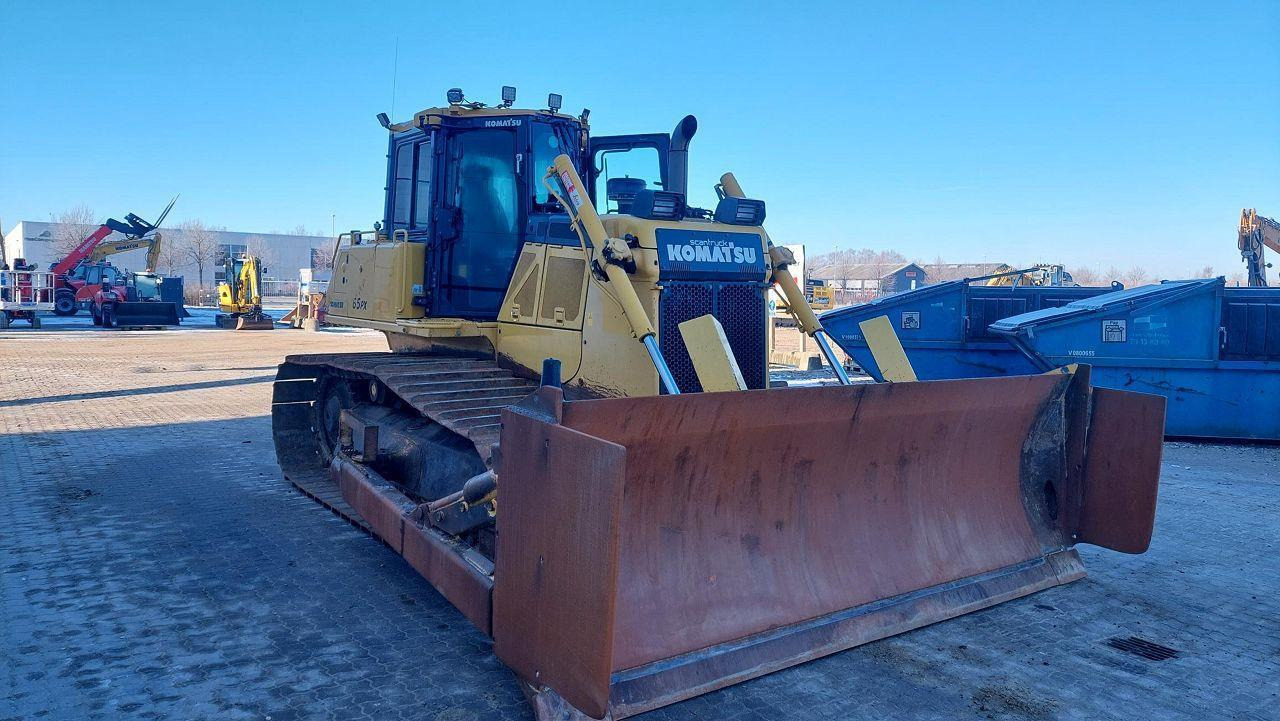 Komatsu D65PX-18 - דחפור: תמונה 5 Komatsu D65PX-18 - דחפור: תמונה 5