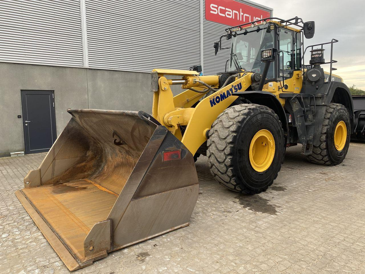 Komatsu WA480-8 - מעמיס גלגלים: תמונה 1 Komatsu WA480-8 - מעמיס גלגלים: תמונה 1