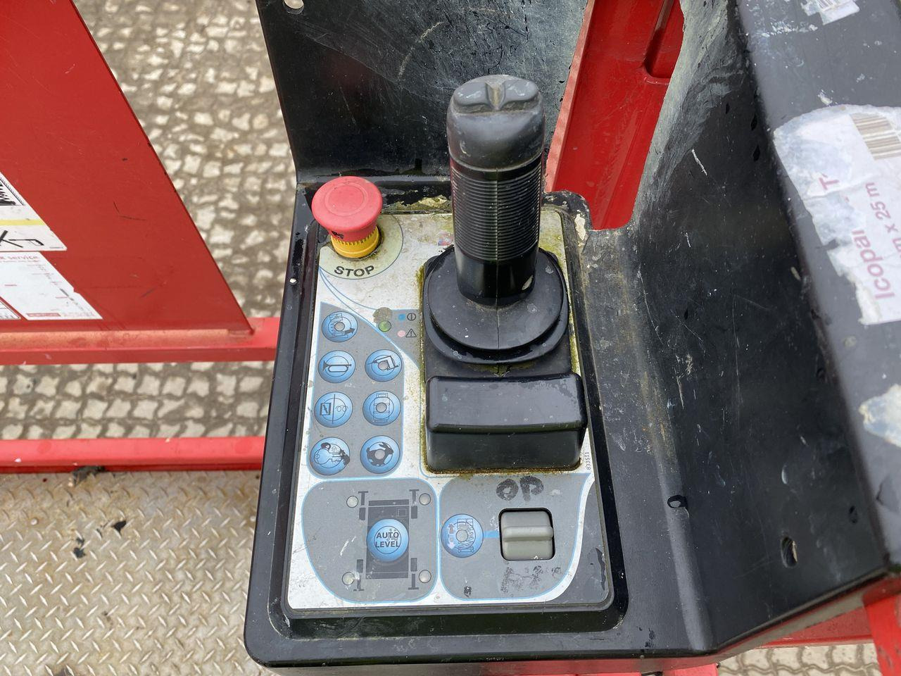 Manitou 140SC - מעלית מספריים: תמונה 3 Manitou 140SC - מעלית מספריים: תמונה 3