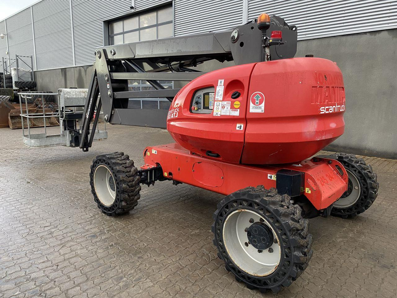 Manitou 160ATJ RC E3 - זרוע מרפקי: תמונה 2 Manitou 160ATJ RC E3 - זרוע מרפקי: תמונה 2