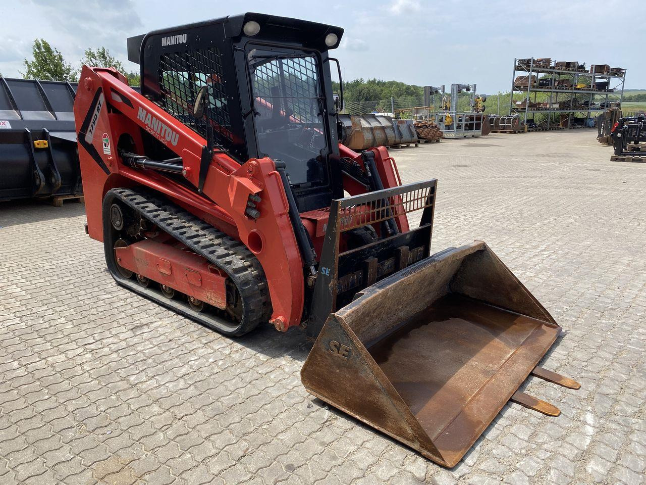 Manitou 1750RT NXT3 - מעמיס היגוי החלקה: תמונה 5 Manitou 1750RT NXT3 - מעמיס היגוי החלקה: תמונה 5