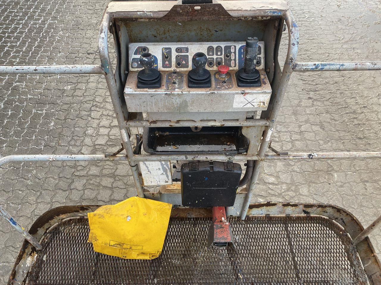 Manitou 180ATJ 2 RC - זרוע מרפקי: תמונה 3 Manitou 180ATJ 2 RC - זרוע מרפקי: תמונה 3