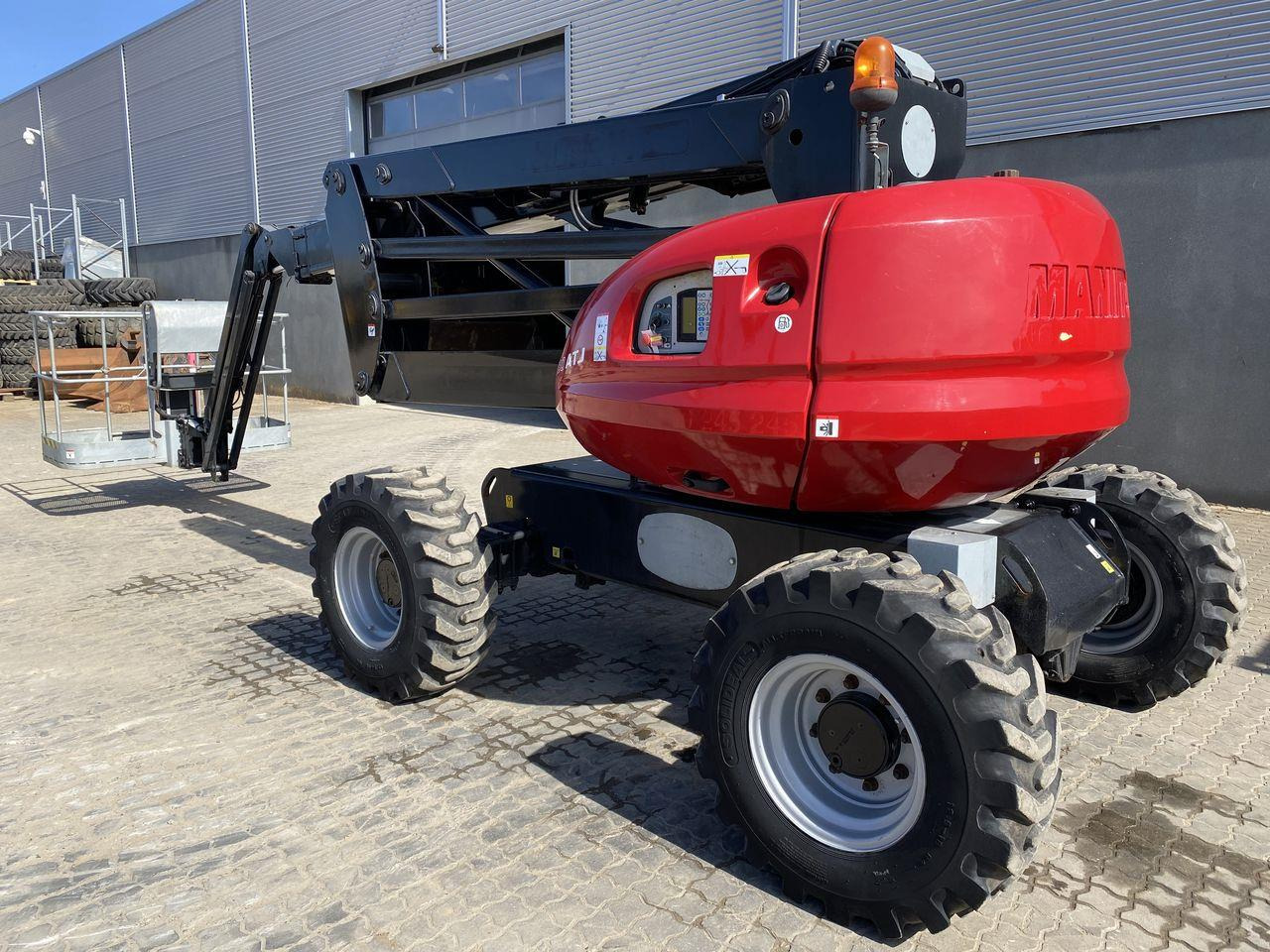 Manitou 180ATJ 2 RC - זרוע מרפקי: תמונה 2 Manitou 180ATJ 2 RC - זרוע מרפקי: תמונה 2