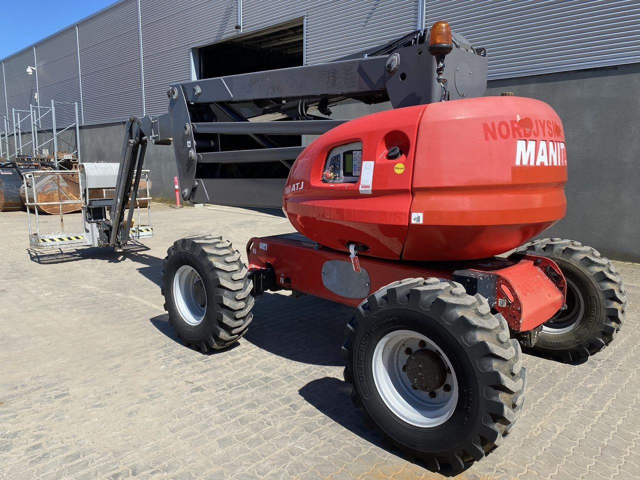 Manitou 180ATJ 2 RC - זרוע מרפקי: תמונה 2 Manitou 180ATJ 2 RC - זרוע מרפקי: תמונה 2