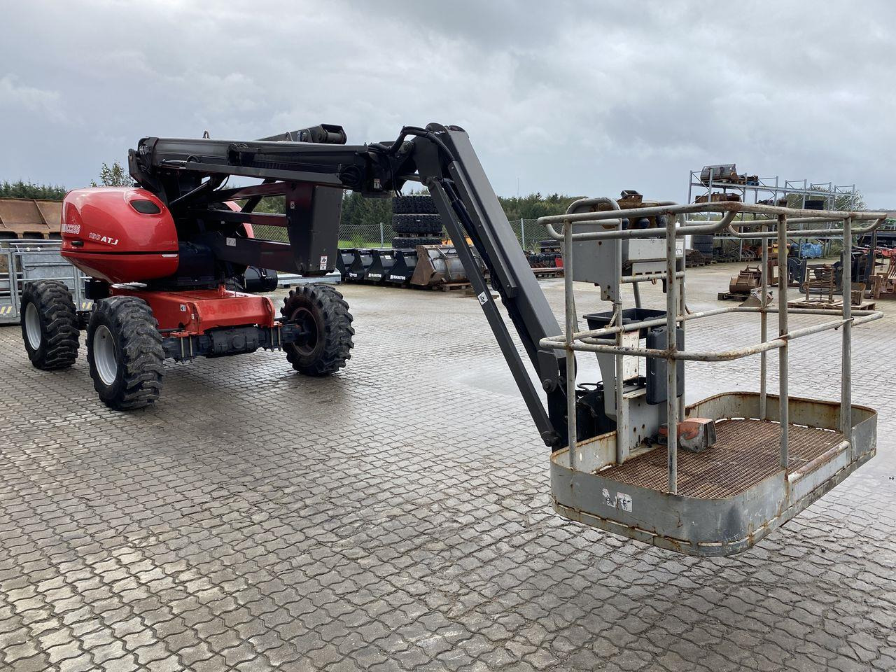 Manitou 180ATJ RC - זרוע מרפקי: תמונה 5 Manitou 180ATJ RC - זרוע מרפקי: תמונה 5