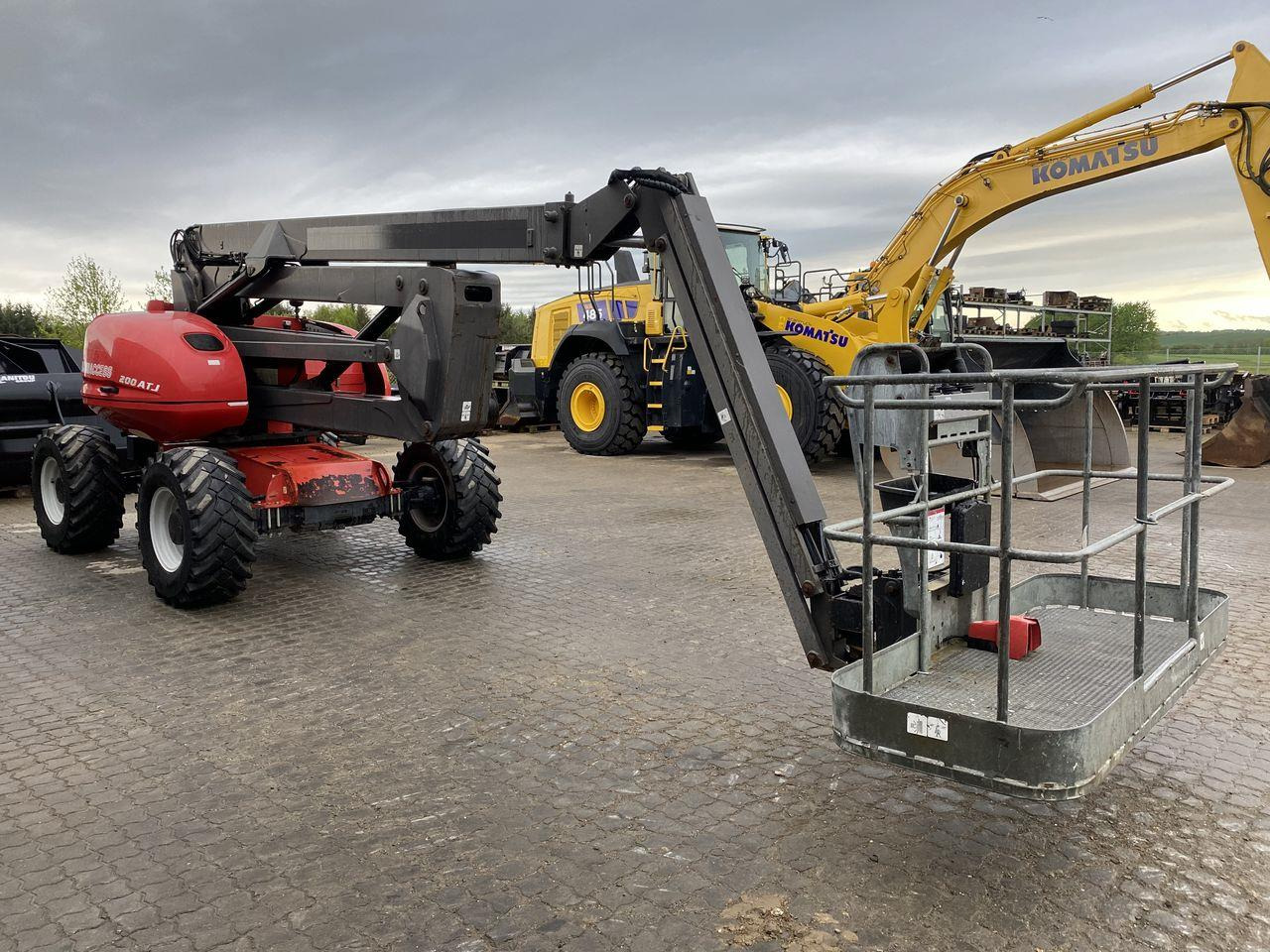 Manitou 200ATJ RC - זרוע מרפקי: תמונה 5 Manitou 200ATJ RC - זרוע מרפקי: תמונה 5