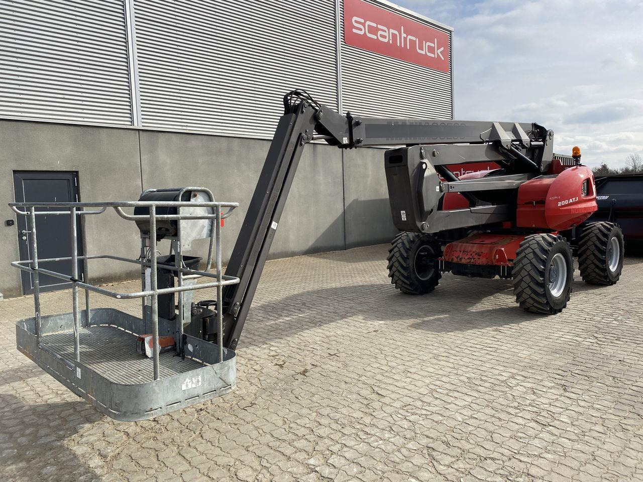 Manitou 200ATJ RC - זרוע מרפקי: תמונה 1 Manitou 200ATJ RC - זרוע מרפקי: תמונה 1
