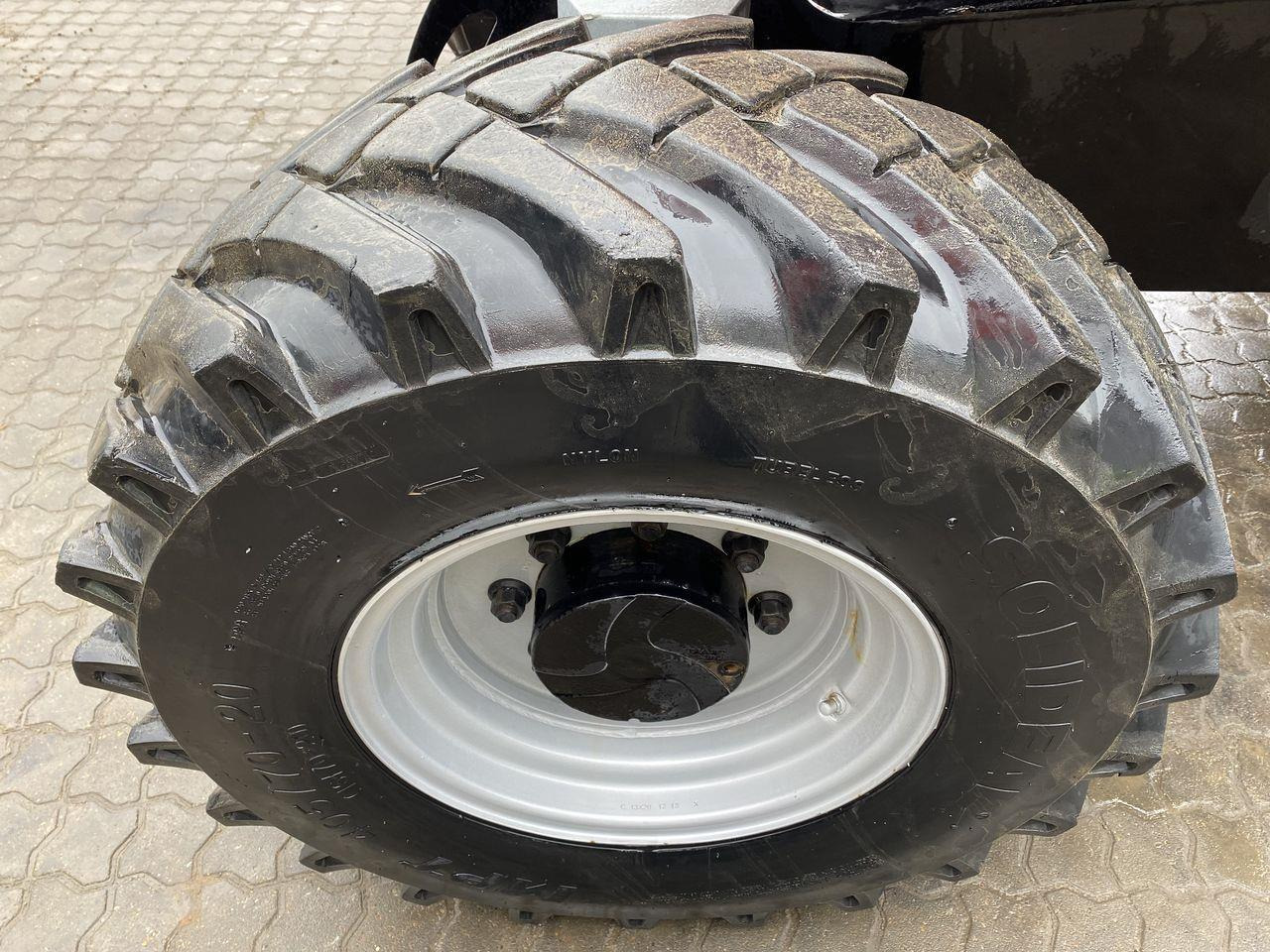 הַחכָּרָה  Manitou 200ATJ RC Manitou 200ATJ RC: תמונה 7