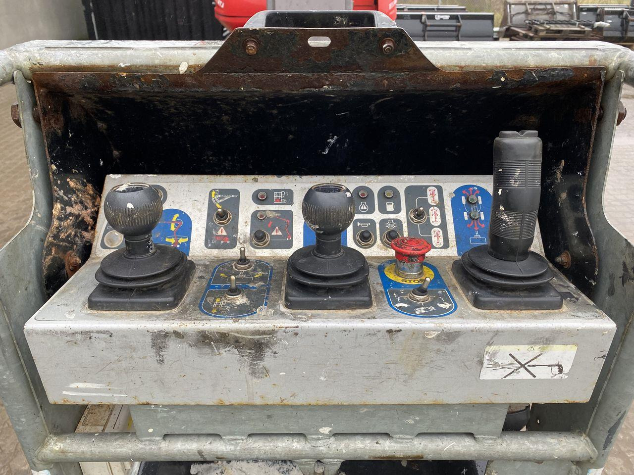 Manitou 200ATJ RC - זרוע מרפקי: תמונה 3 Manitou 200ATJ RC - זרוע מרפקי: תמונה 3