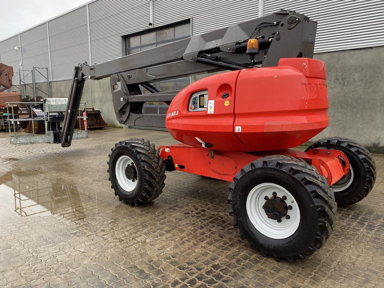 Manitou 200ATJ RC - זרוע מרפקי: תמונה 2 Manitou 200ATJ RC - זרוע מרפקי: תמונה 2
