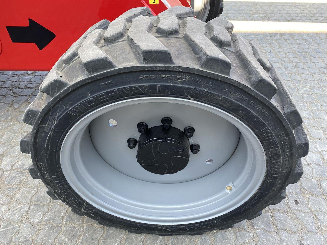 מוט טלסקופי Manitou 280TJ: תמונה 6 מוט טלסקופי Manitou 280TJ: תמונה 6