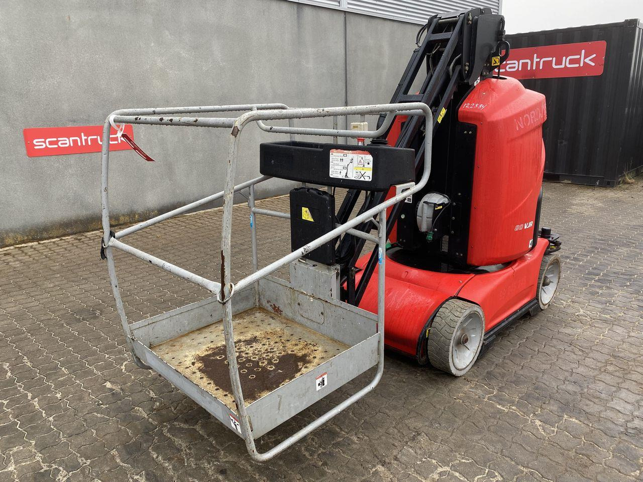 Manitou 80VJR - מעלית תורן אנכית: תמונה 1 Manitou 80VJR - מעלית תורן אנכית: תמונה 1