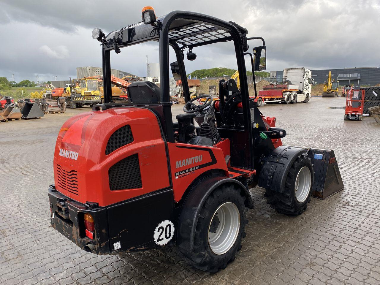 Manitou MLA 4-50H-4P - מעמיס קומפקטי: תמונה 4 Manitou MLA 4-50H-4P - מעמיס קומפקטי: תמונה 4