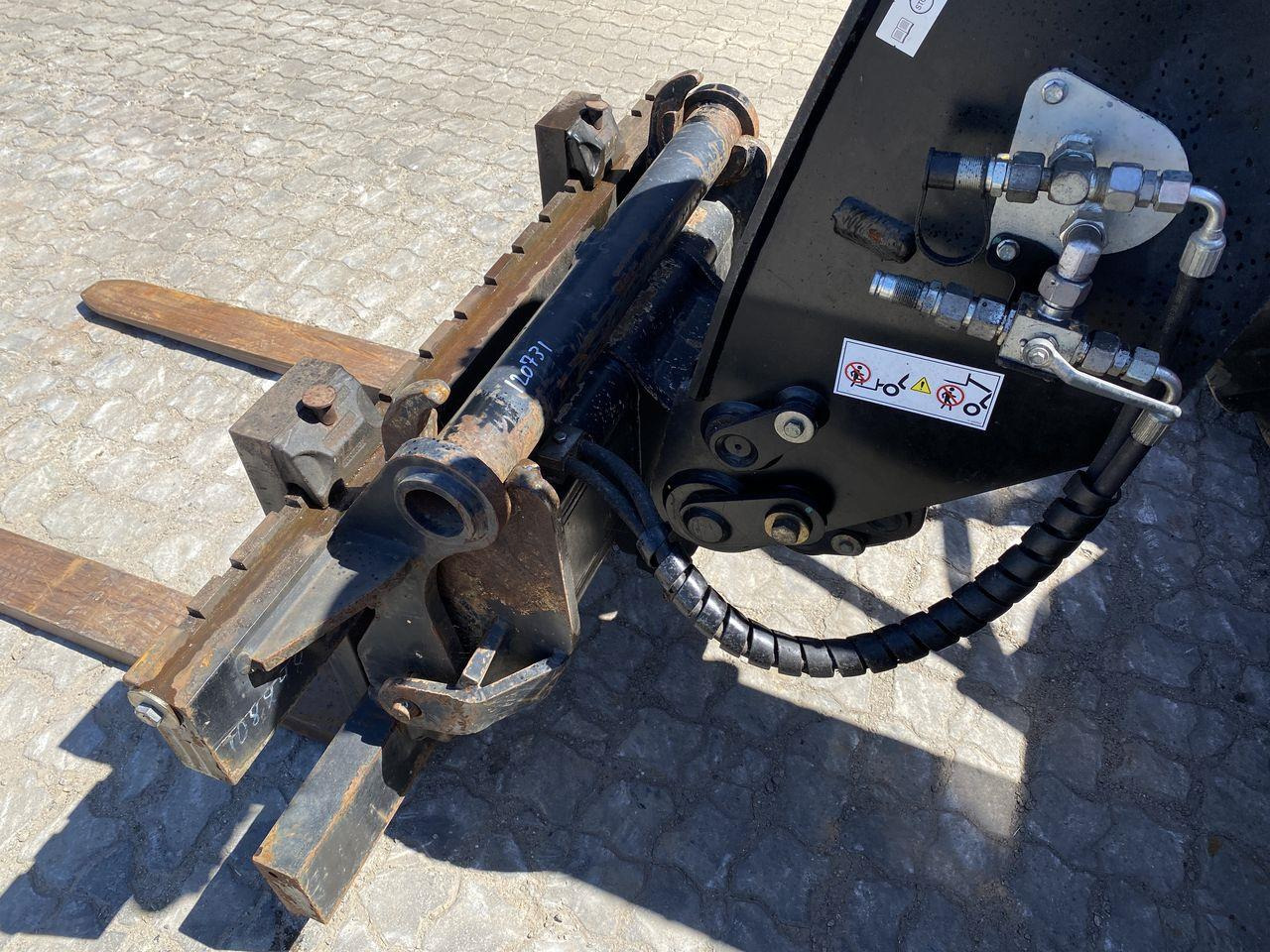 מפעיל טלסקופי Manitou MLT840-145PS ELITE: תמונה 10