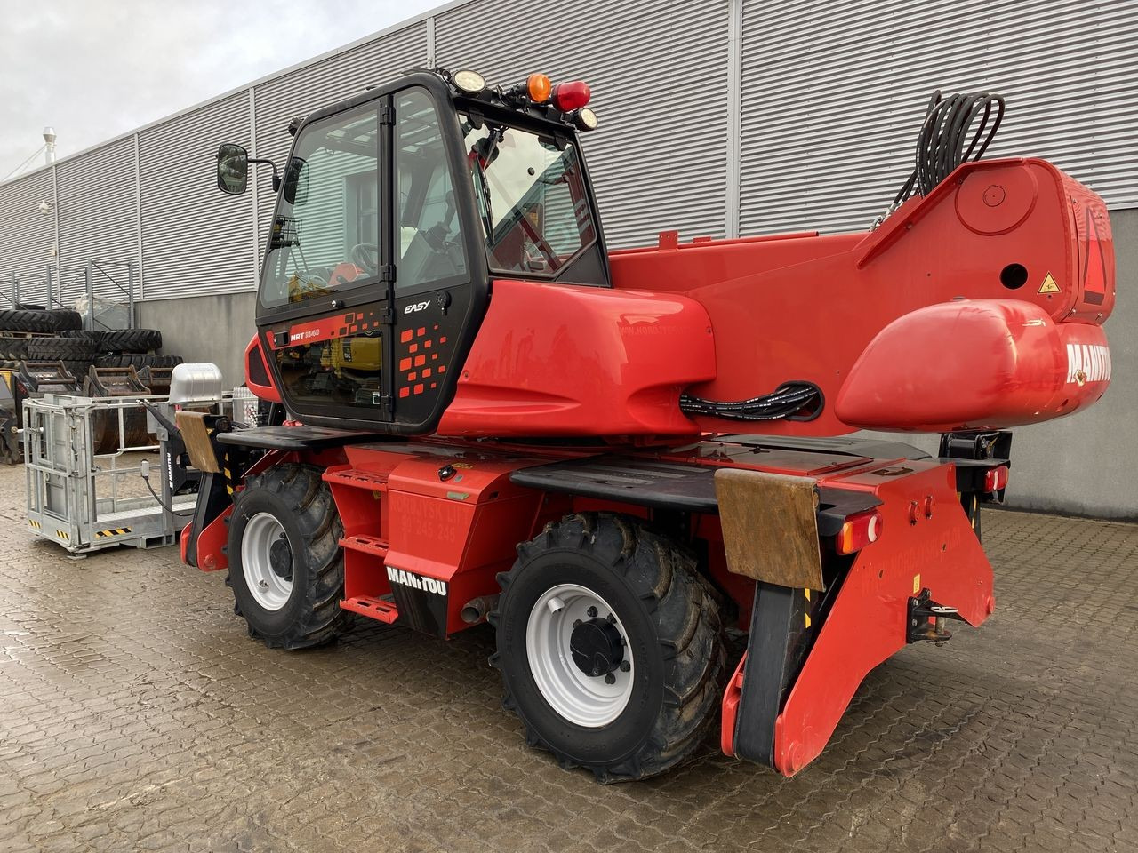 Manitou MRT1840 EASY ST3B - מפעיל טלסקופי: תמונה 2 Manitou MRT1840 EASY ST3B - מפעיל טלסקופי: תמונה 2