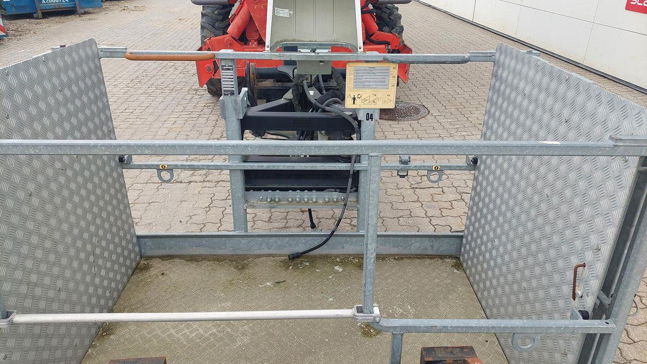 Manitou MRT2540P+ ST4 - מפעיל טלסקופי: תמונה 3 Manitou MRT2540P+ ST4 - מפעיל טלסקופי: תמונה 3