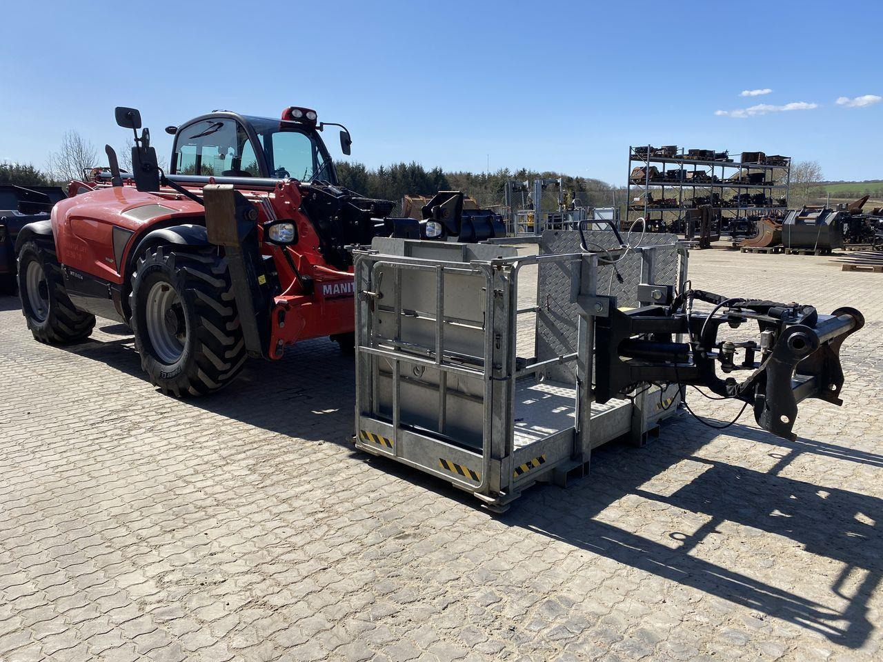 Manitou MT1840A ST3B - מפעיל טלסקופי: תמונה 5 Manitou MT1840A ST3B - מפעיל טלסקופי: תמונה 5